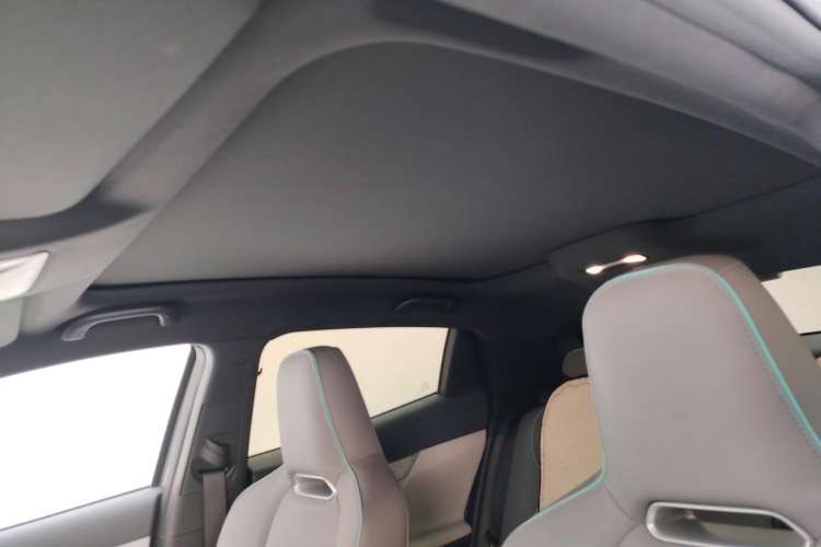 Used CHANGAN UNI-T 2023 Second-Generation 1.5T Prestige Model
