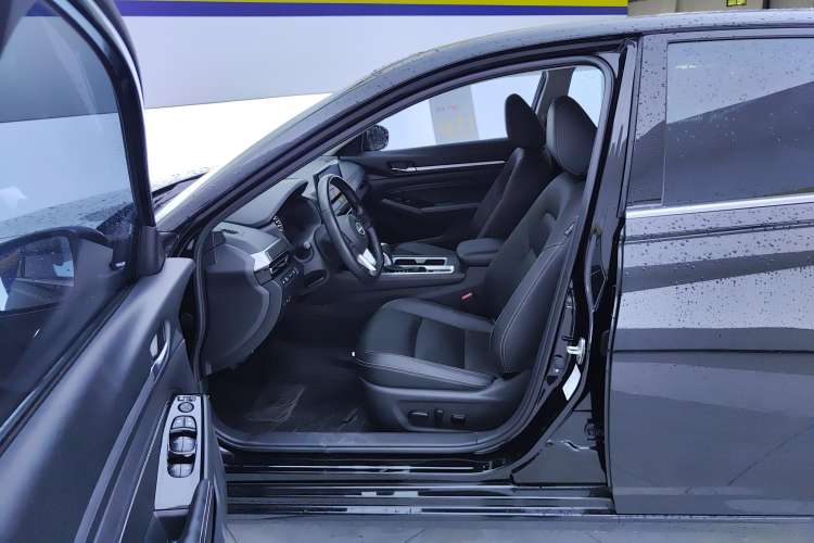 Used Nissan Teana 2022 2.0L XL-TLS Enjoyment Edition
