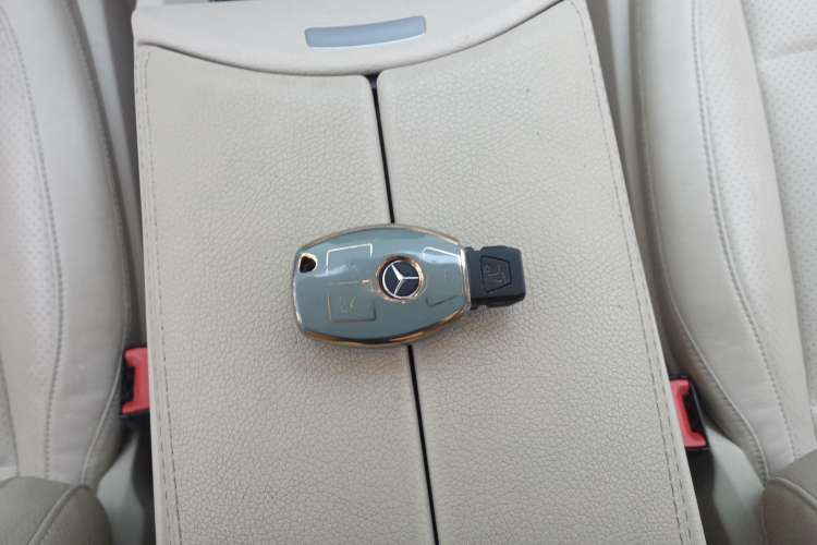 Used Mercedes-Benz V-Class 2021 V 260 Prestige Edition