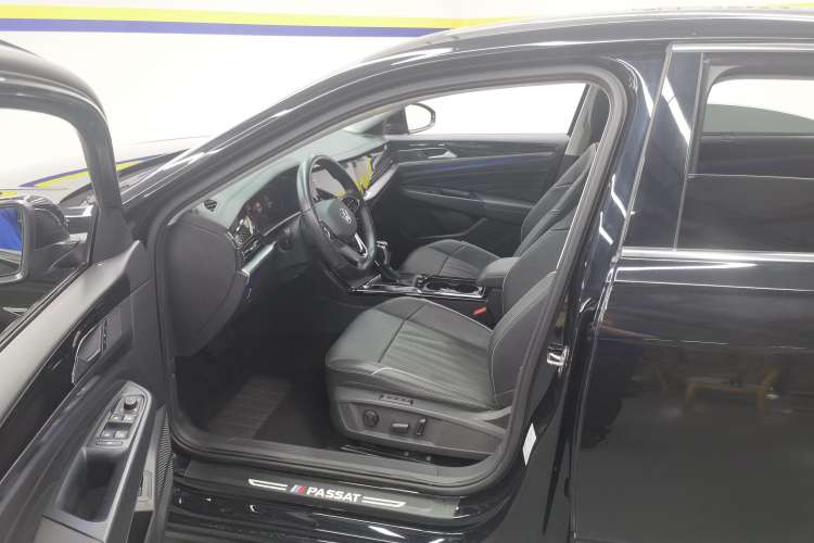 Used Volkswagen Passat 2022 330TSI Starry Luxury Edition