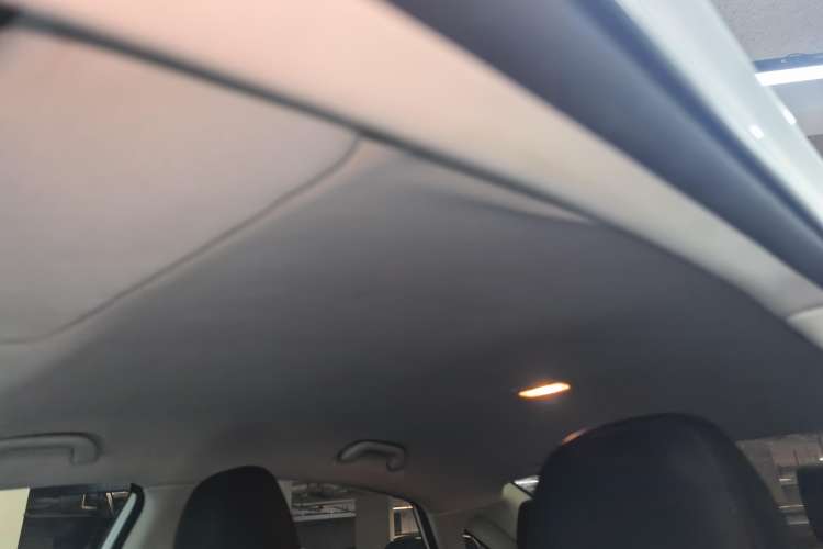 Used BAIC Beijing U7 2019 1.5T Manual Elite Version China VI
