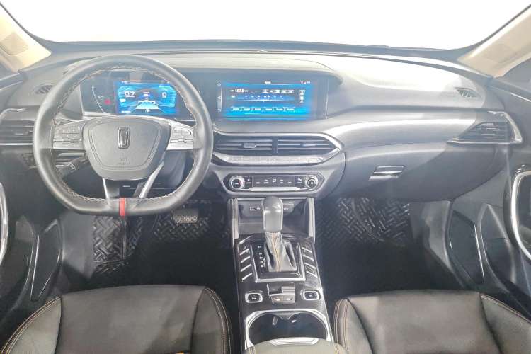 Used Bestune T77 2019 Facelift 230 TID Automatic Luxury Version China V Emission Standard