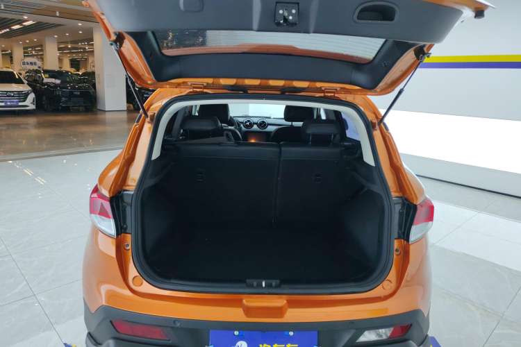 Used Soueast DX3 2016 1.5L Manual Luxury Model
