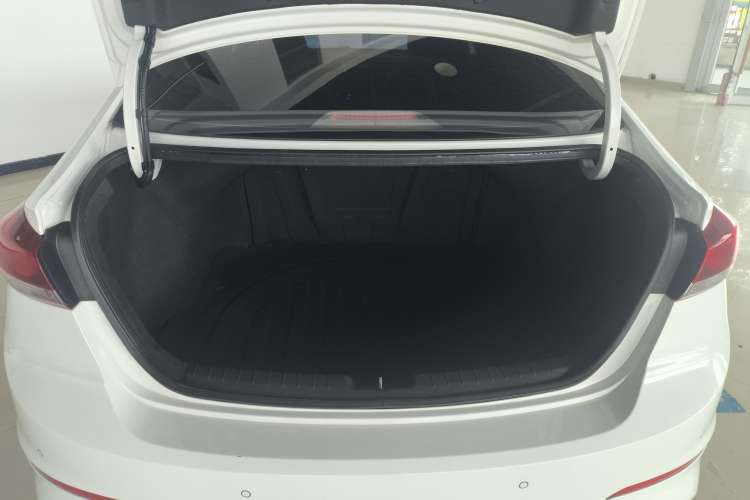 Used Hyundai Elantra (6th Generation / Lingdong) 2018 1.4T Dual-Clutch Xuan Dong · Dynamic Edition