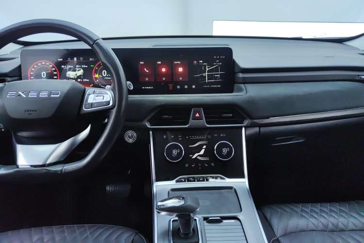 Used EXEED Lingyun 2023 400T Two-Wheel-Drive Star Prestige Edition Audio And AC Panel