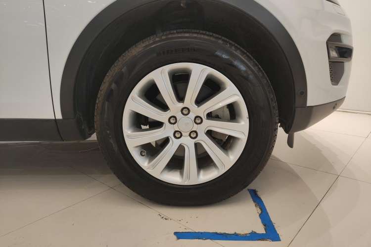 Used Land Rover Discovery Sport 2018 240 PS SE Version