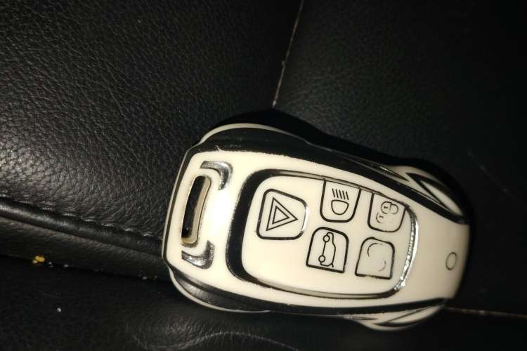 Used Jaguar XFL 2017 XFL 2.0T 200PS Windflower Edition