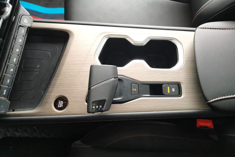 Used Changan X7 PLUS 2024 1.5T Automatic Luxury 7-Seater