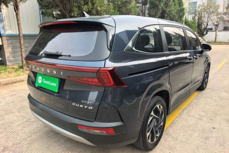 Used Hyundai Custo 2021 270TGDi Prestige LUX Rear Right 45 Deg