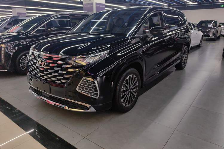 Used Hyundai Custo 2024 270TGDi LUX Prestige Edition