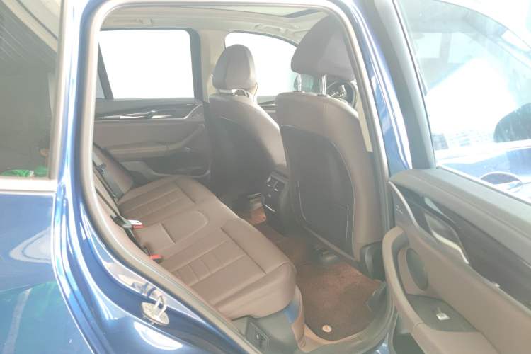 Used BMW X3 2018 xDrive25i M Sport Package China VI Interior 1