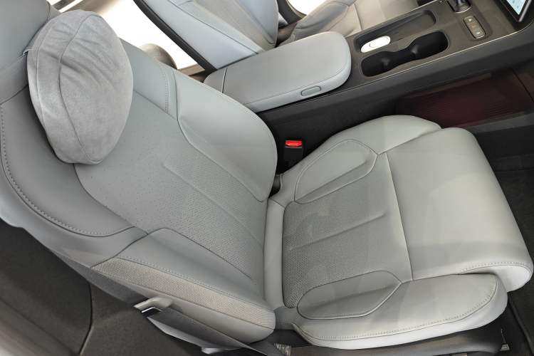 Used Nio ET5T 2024 75kWh Touring