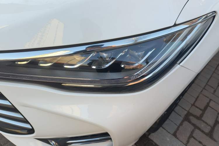 Used BYD Song MAX 2018 1.5T Automatic Smart Connect Luxury 6-Seater
