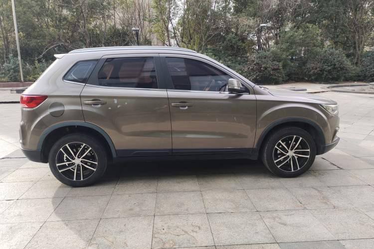 Used Bestune X40 2017 1.6L Manual Luxury Edition