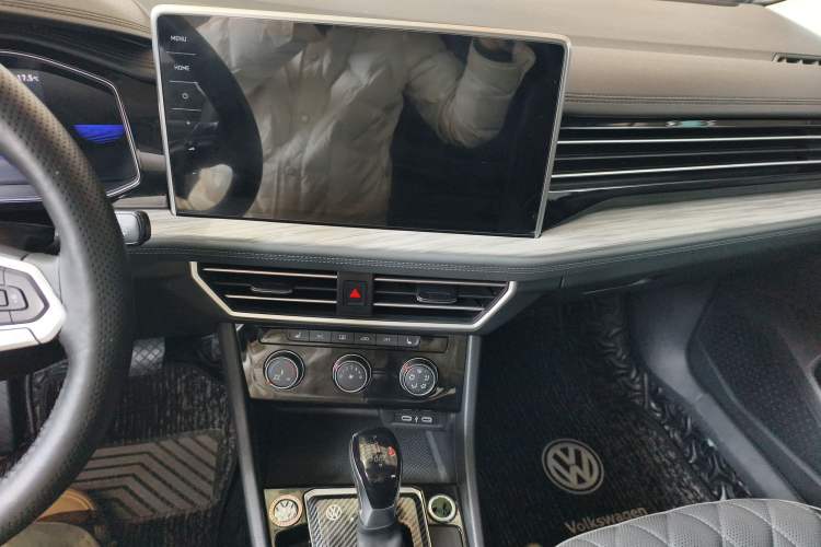 Used Volkswagen Sagitar 2023 300TSI DSG Excellence Edition
