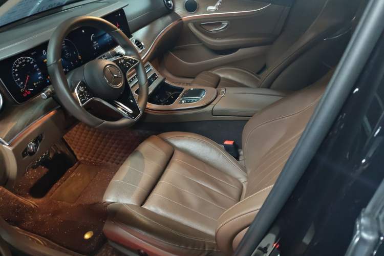 Used Mercedes-Benz E-Class 2022 E 260 L