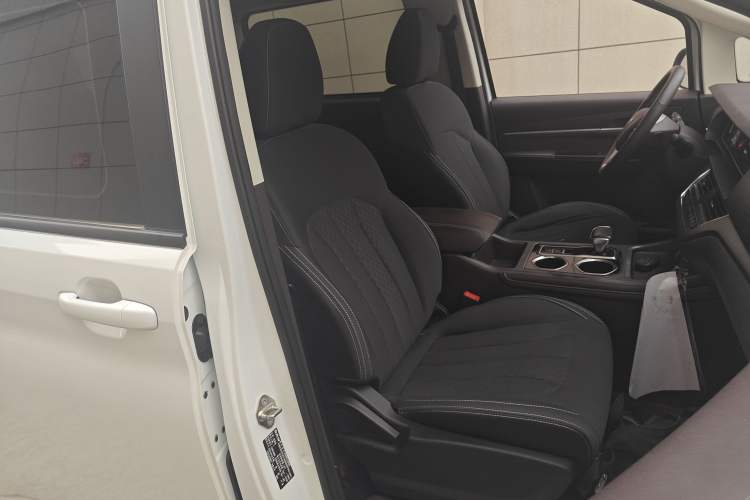 Used BAW Ruisheng Ace M7 2023 2.0L Automatic Long Wheelbase Enjoyment Version 7 Seats
