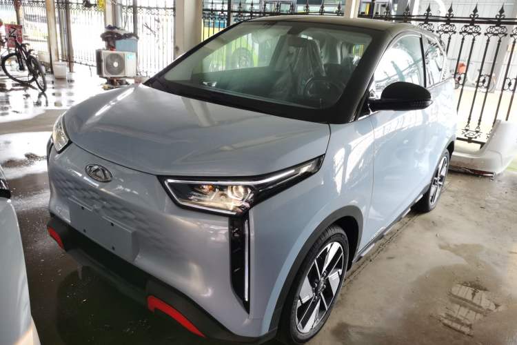 Used Chery New Energy Boundless Pro 2022 301km "WoW" Edition Lithium Iron Phosphate