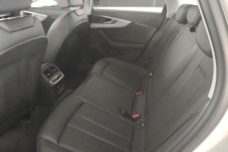 Used Audi A4 (Import) 2017 45 TFSI allroad quattro Fashion Edition