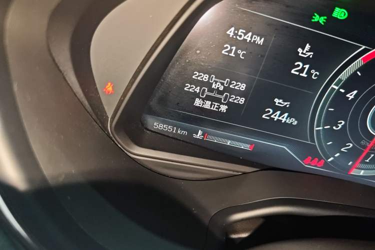 Used Cadillac CT5 2023 28T Luxury Edition (Standard Version) Odometer Close Up