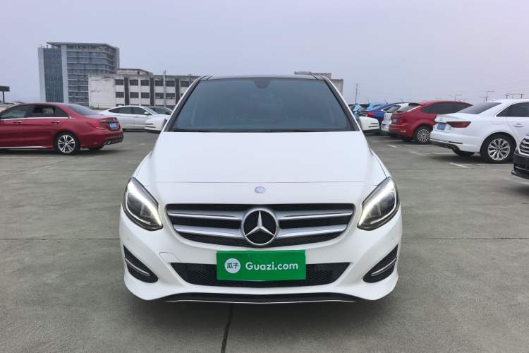 Used Mercedes-Benz B-Class 2016 B 200 Exclusive Edition
