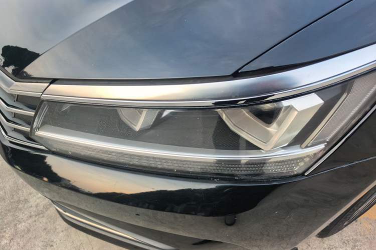 Used Volkswagen Passat 2016 280TSI DSG Prestige Edition Left Front Headlight