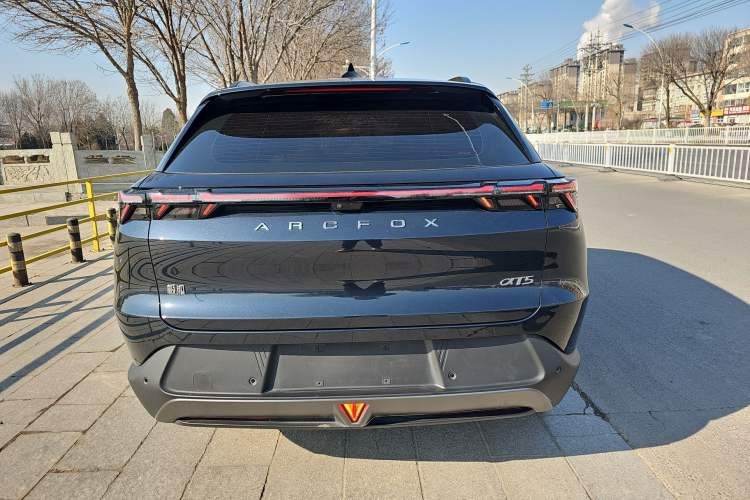 Used ARCFOX Alpha T5 2025 520 PRO
