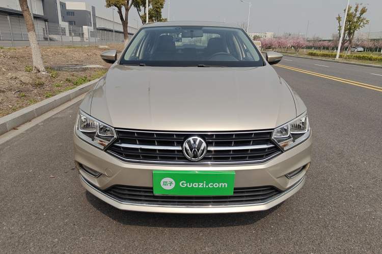 Used Volkswagen Bora 2016 1.6L Manual Comfort Model Front