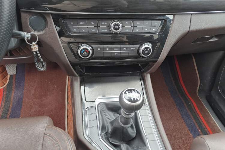 Used FORTHING M6 2019 1.5T Manual Long-Wheelbase Luxury 7-Seater