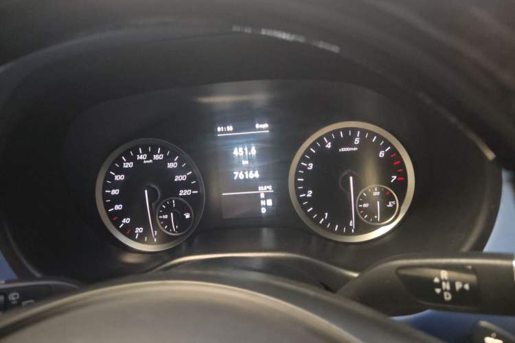 Used Mercedes-Benz Vito 2020 2.0T Elite Version 7 Seats
