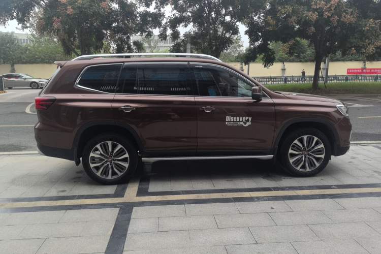 Used Roewe RX8 2018 30T Smart Connectivity All-Wheel Drive Supreme Edition