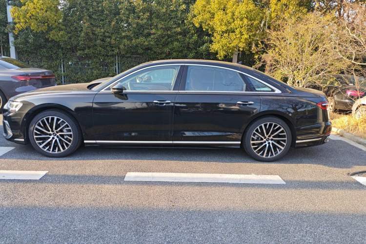 Used Audi A8 2024 A8L 55 TFSI quattro Flagship Model