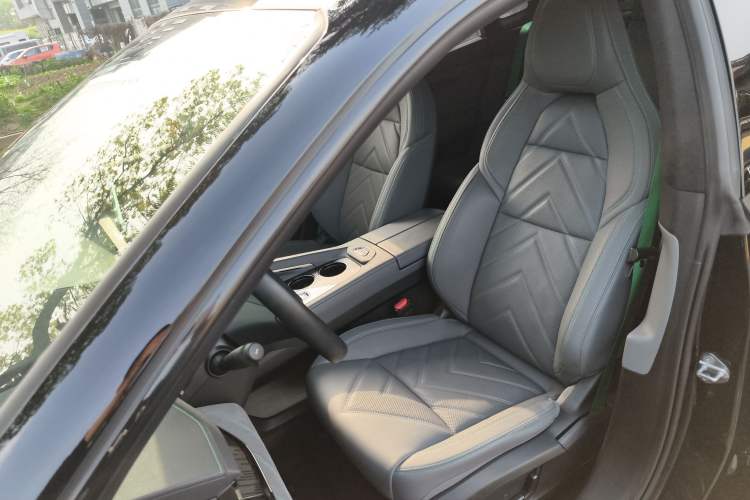 Used Zeekr 001 2023 WE Edition 100 kWh Left Front Seat