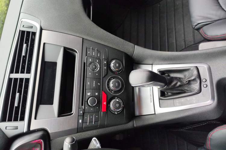 Used DS 5LS 2015 1.6T Comfort Edition THP160