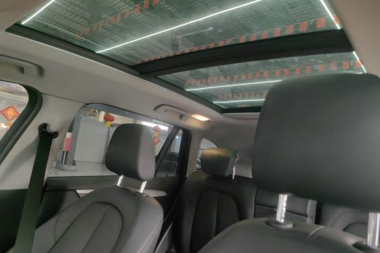 Used BMW X1 2019 sDrive18Li Fashion Model Interior 5