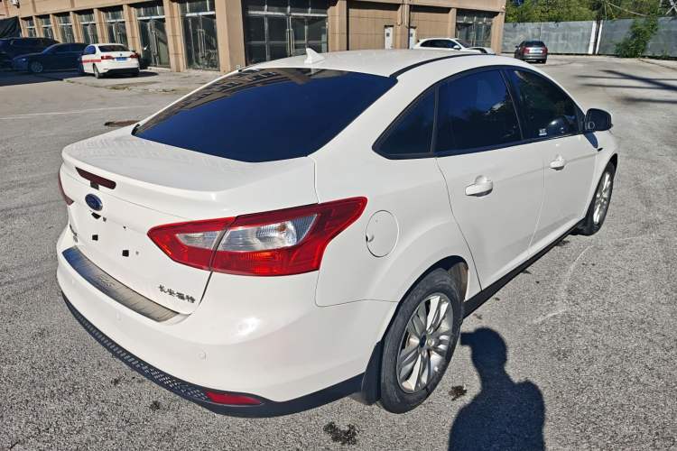 Used Ford Focus 2012 Sedan 1.6L Automatic Comfort Model