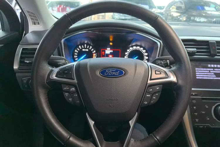 Used Ford Mondeo 2013 2.0L GTDi 200 Fashion Edition