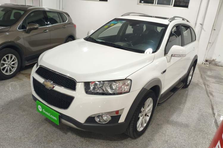 Used Chevrolet Captiva 2014 2.4L 4x4 Flagship Edition 7 Seats