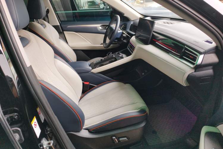 Used Wey Macchiato DHT-PHEV 2021 1.5L Master Edition
