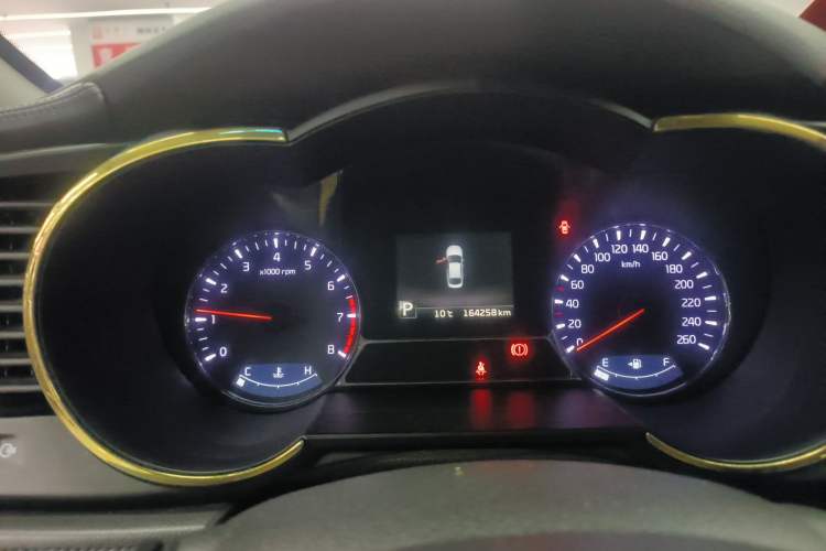 Used Kia K5 2014 2.0L Automatic LUXURY
