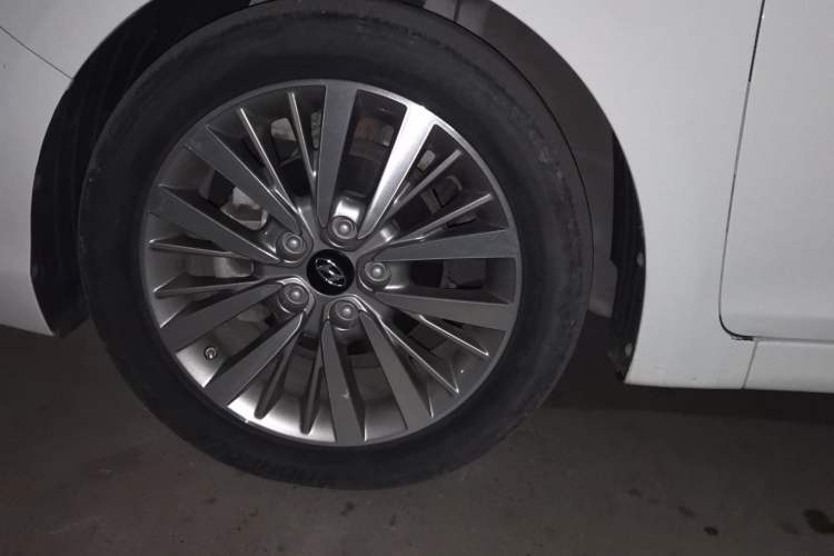 Used Hyundai Mistra 2019 1.8L Automatic Smart GLS China VI Standard Exterior 3