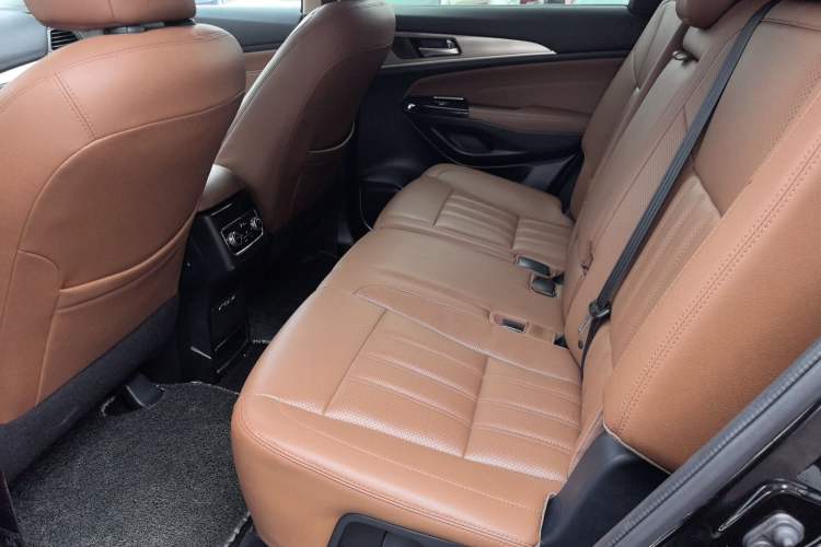 Used Changan CS95 2017 2.0T Two-Wheel Drive Zhituo Edition