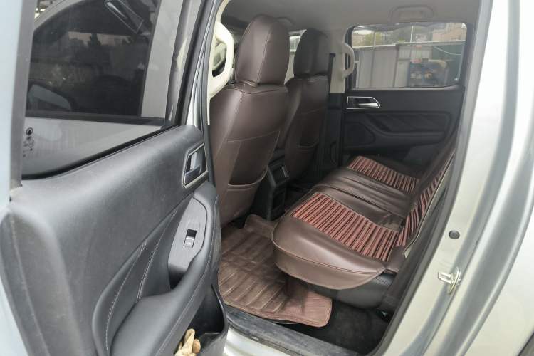 Used Great Wall Poer 2023 2.0T Commercial Version Automatic Diesel Two-Wheel Drive Elite Trim with Long Bed – GW4D20M
