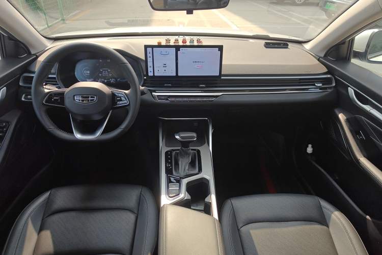 Used Geely Auto Emgrand 2023 4th Generation Champion Edition 1.5L CVT Prestige Model