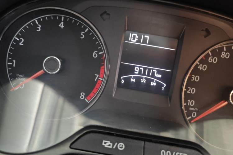 Used Volkswagen Polo 2016 1.4L Manual Fashion Model Odometer Close Up