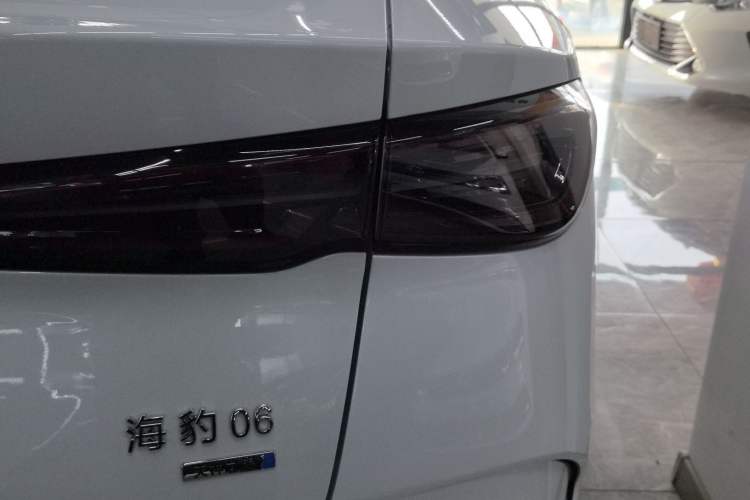 Used BYD Seal 06 New Energy 2025 DM-i Smart Drive 80KM Luxury Model
