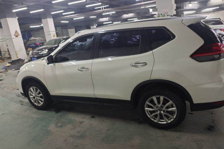 Used Nissan X-Trail 2019 2.0L CVT Smart Connect Comfort Edition 2WD
