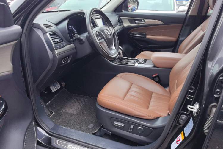 Used Changan CS95 2017 2.0T Two-Wheel Drive Zhituo Edition