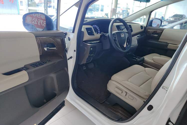 Used Honda Odyssey 2017 2.4L Luxury Edition