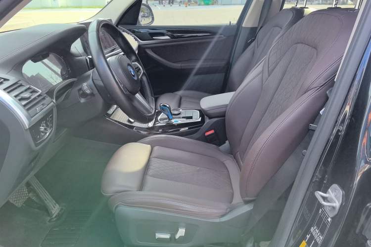 Used BMW iX3 2022 Leading Model